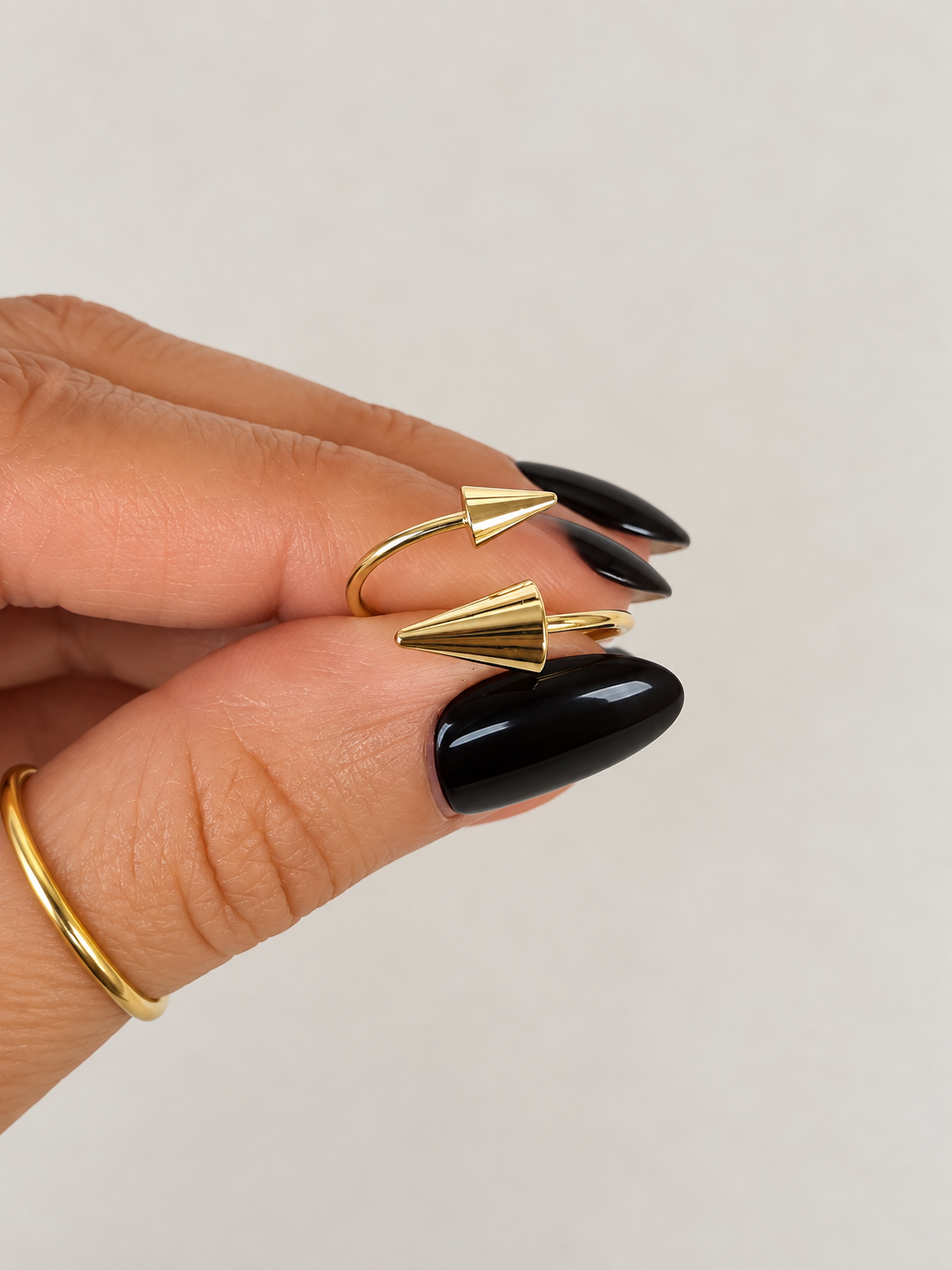 Tica Ring | Protection + Power