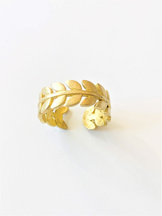 Laurel Wreath Band Ring